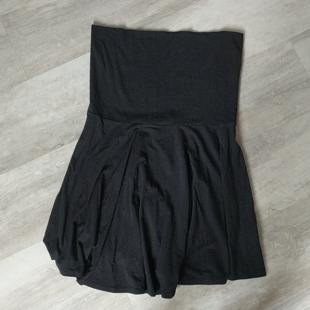 Women's black skirt
